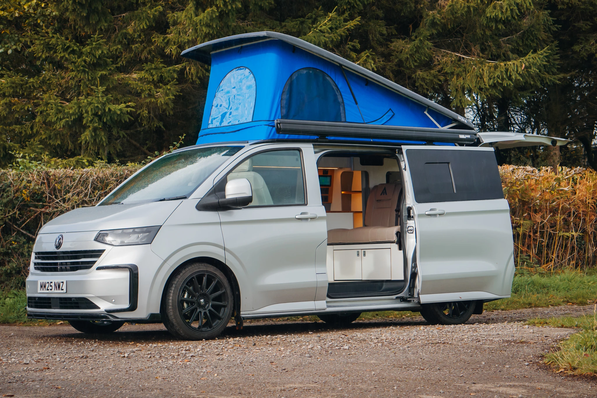 New '25 VW Transporter T7 Campervan 150ps Automatic Commerce Plus - Image 8