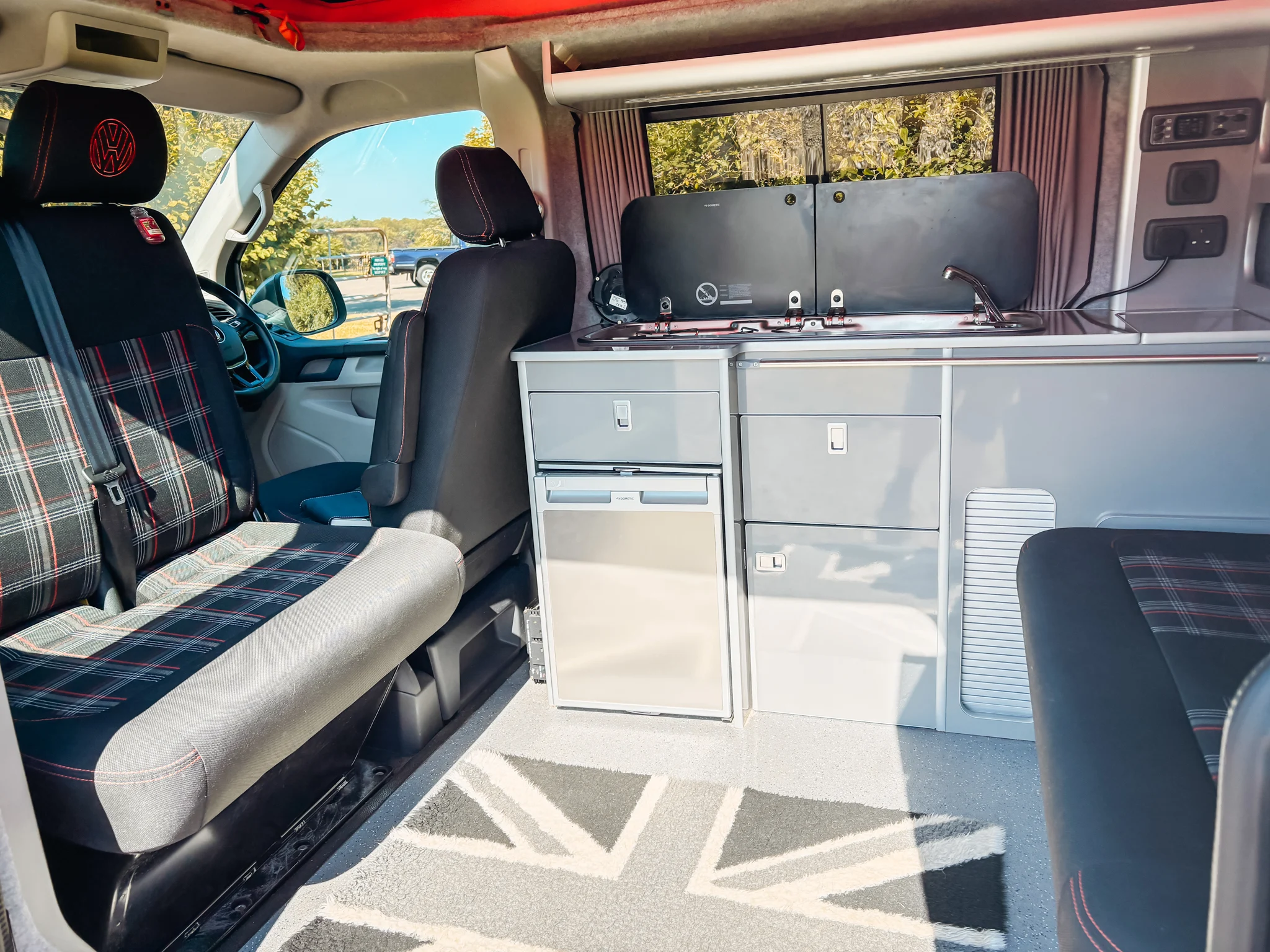 2019 VW Transporter T6 Campervan SWB 150ps Highline - Image 15